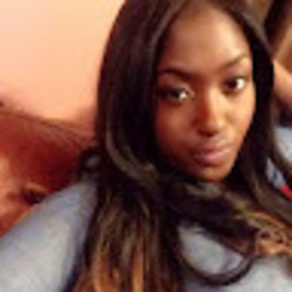 Meet your Posher, Kamille - Picture 1 of 1